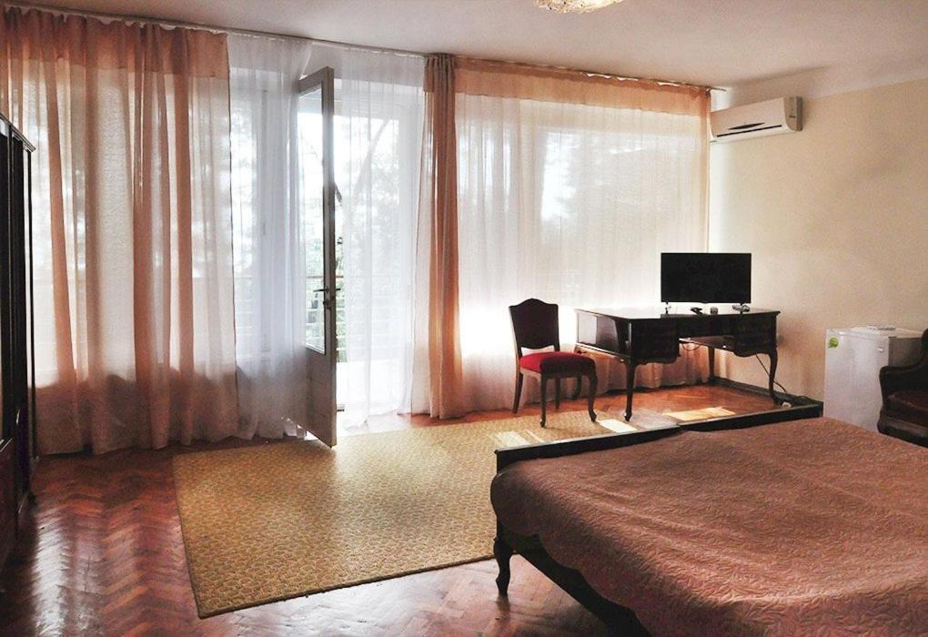 GosDacha LDZAA Hotel Lidzava Exterior foto
